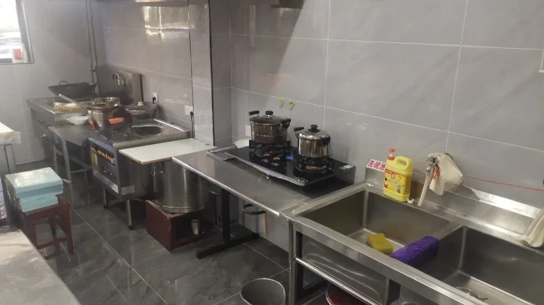 Elegant Courtyard of Literature - View 6