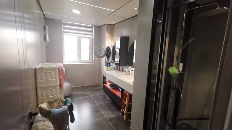 South Lake Number One - View 11