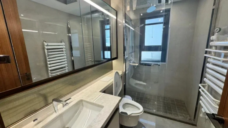 Silver Fortune Ninth Court Mountain and Garden - View 8