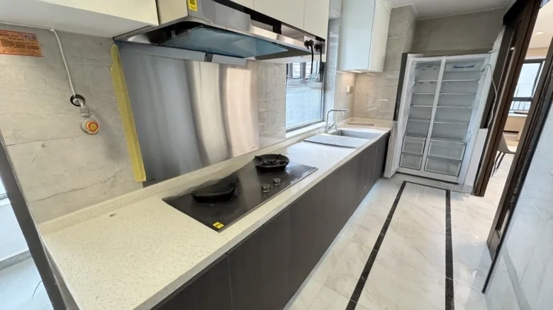 Radiant Verdant Grove - View 10