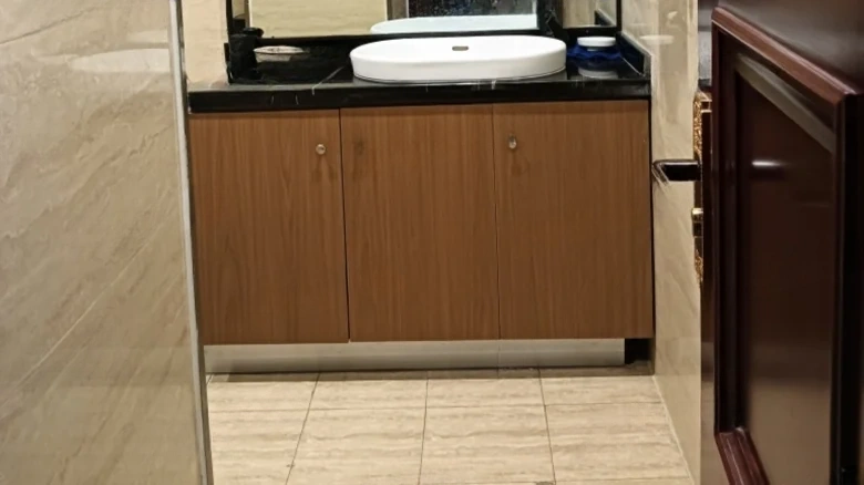 Rongde Tower - View 9