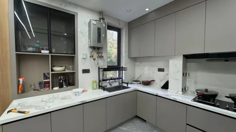 Lakeshore Twin Pearls Original Residence - View 13