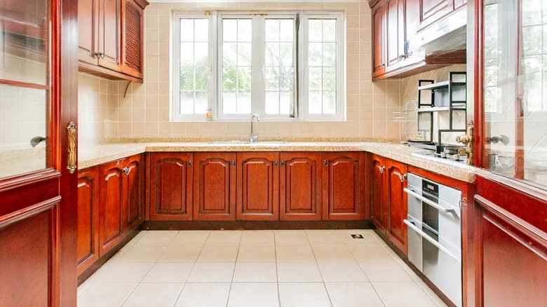 China Sea Jade Lake Shore - View 11