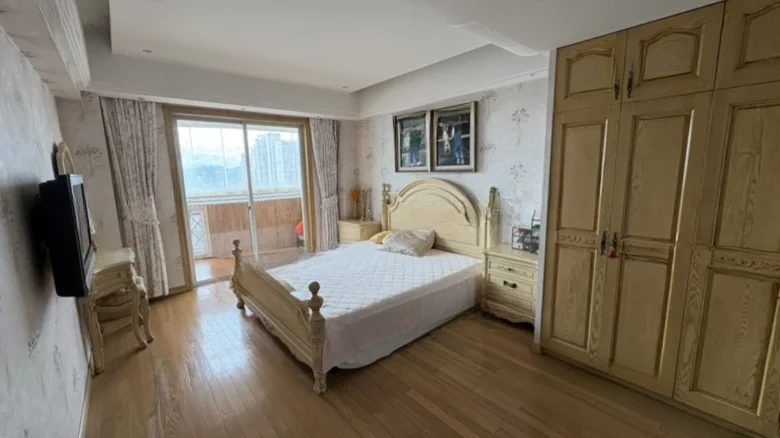 Jinhui Commercial Residence Plaza - View 2