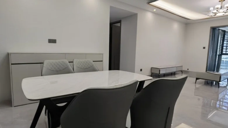 Yuechuan Apartment - View 3