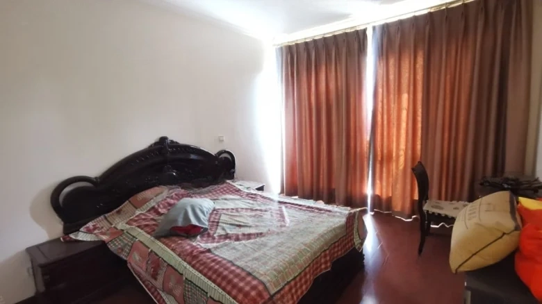 Dianchi Stream Valley - View 3