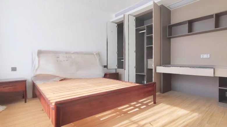 Vanke Lakeview Resort Park Phase II - View 3