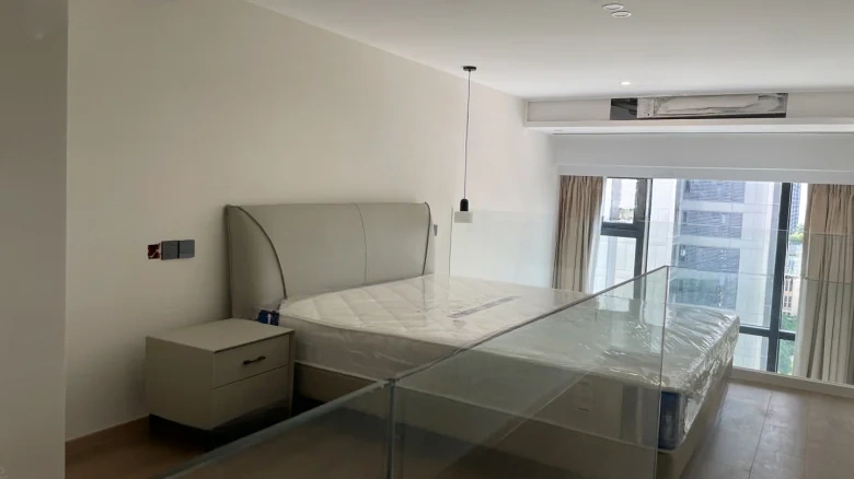 Cloud Seal · Happy Seal - View 3