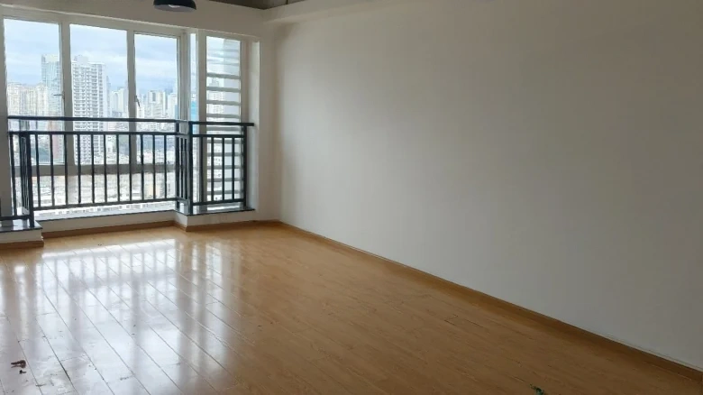 Cloud Spin International Commercial Building - View 3