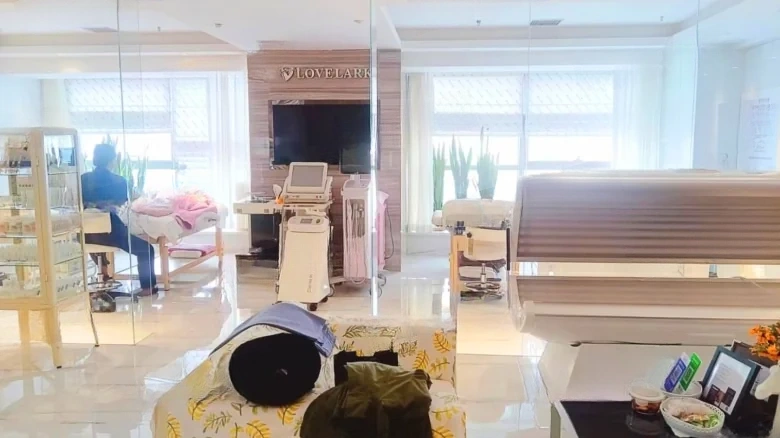 Friendship Era Square - View 5