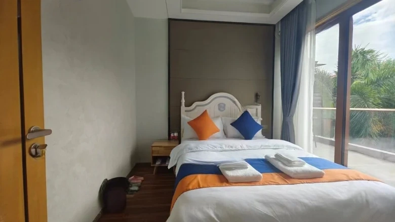 Green City · Hibiscus Tide Chime - View 2