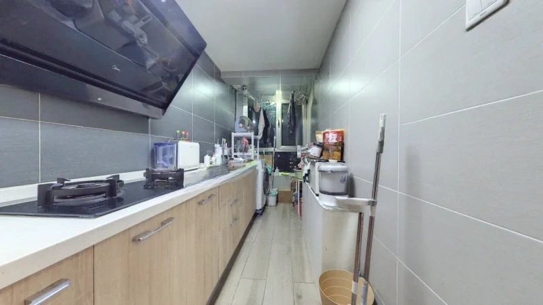 GuoMei No.1 City Phase 2 Courtyard - View 7