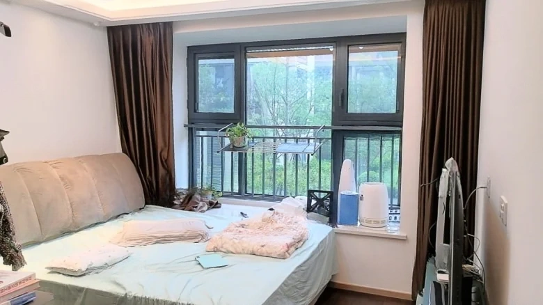 Yinghua Bridge - View 5