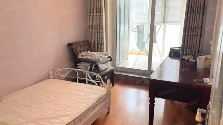 Outer Sea Butterfly Spring Mansion - View 2