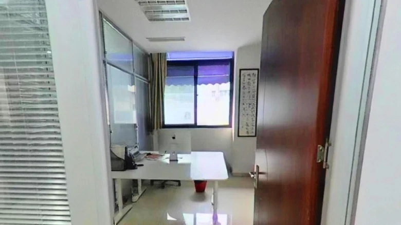 Tiger踞Bridging Road - View 3