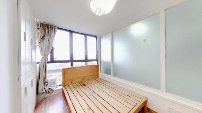 Jingjiang City Garden - View 2