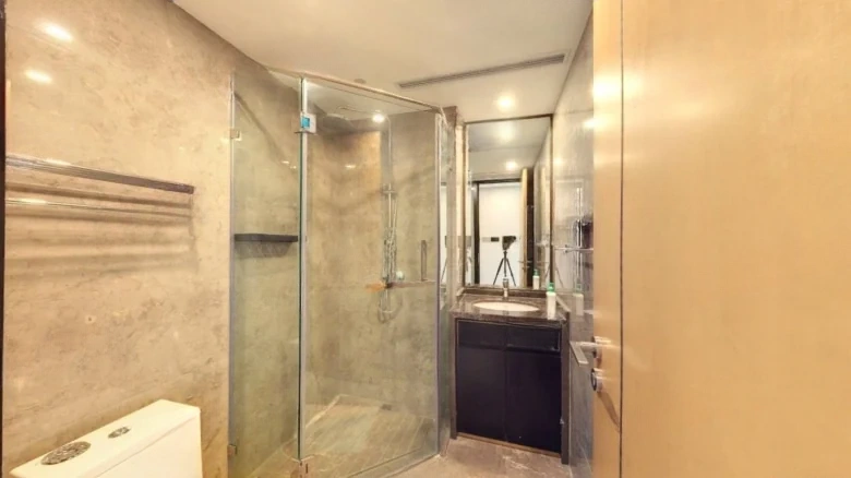 Green City Deep Blue - View 13