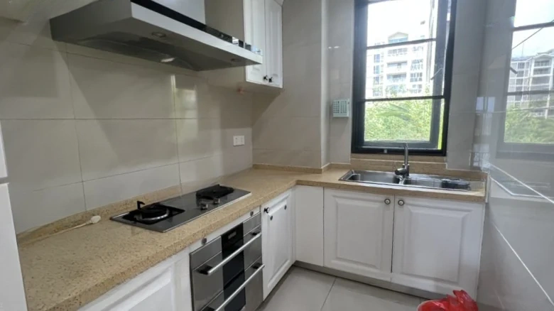 Jade Screen · Phoenix Water City - View 6