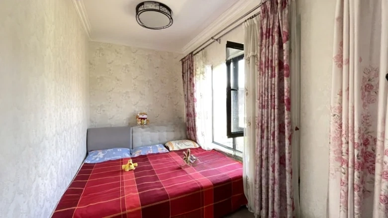 Hengji Country Garden Jinshitan碧桂園 Country Garden is a wellknown real estate brand in China, so it's kept as - View 5