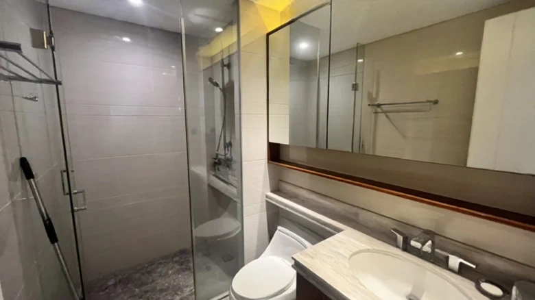 Half Mountain Peninsula - View 8