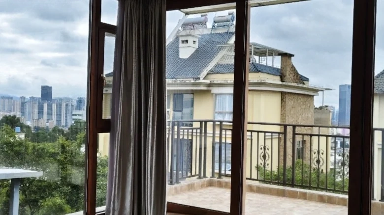 Cloud Ridge Heavenly Pride - View 5