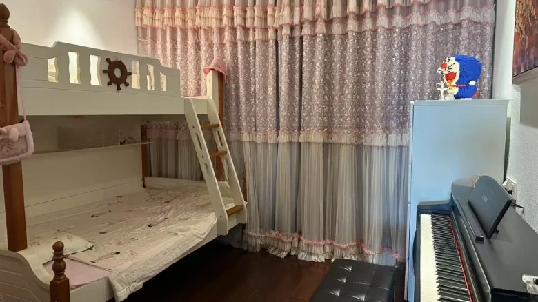 Peninsula Villa - View 2