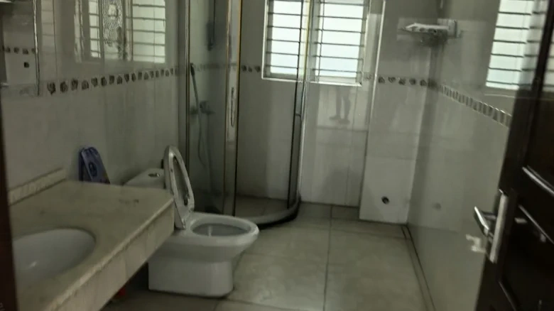 Royal Garden - View 12