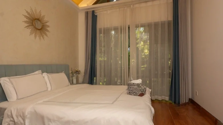 Ronaldo Sanya Bay Harbor Area One - View 5