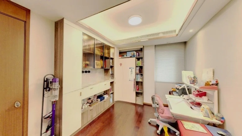 Jadeite Sky Domain Hill Garden - View 5