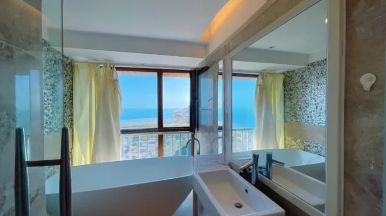 Banshan Bandao · Central Seaview Avenue - View 7