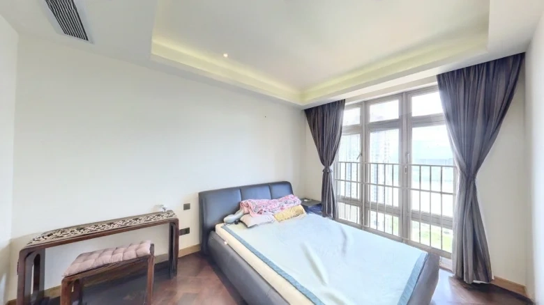 Vanke Lake Heart Island - View 5