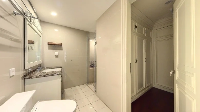 Oriental Gate - View 6