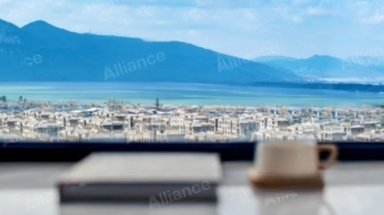 Mountain Sea Bay - View 10