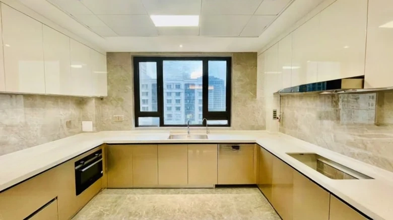 Greenland Harbor Cloud Court - View 7