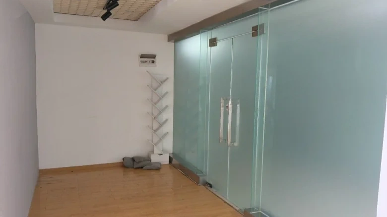 Cloud Spin International Commercial Building - View 5