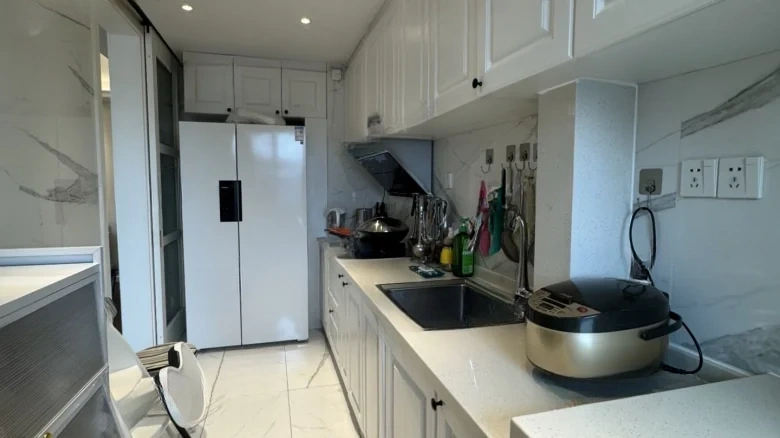 Sunny New World - View 7