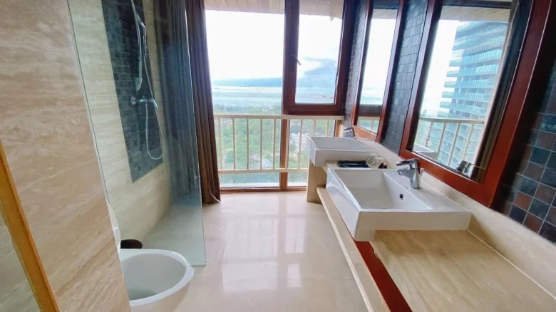 Half Mountain Peninsula Central Sea View Boulevard - View 6