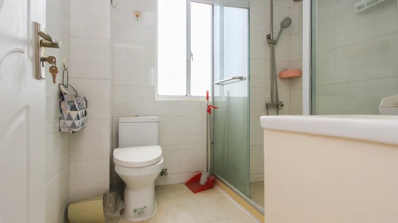 Linyi Tower - View 7