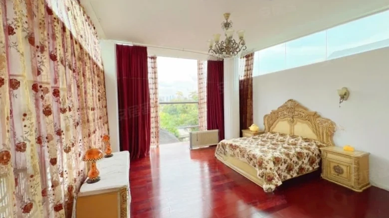 Kunming Dianchi Golf Club - View 3