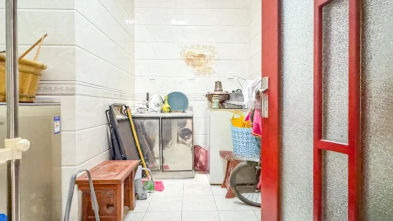 Cyan Stone Tahiti - View 13