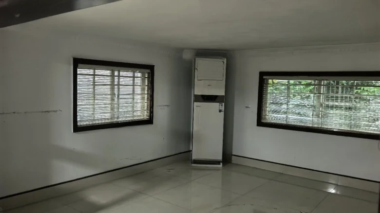 Royal Garden - View 2