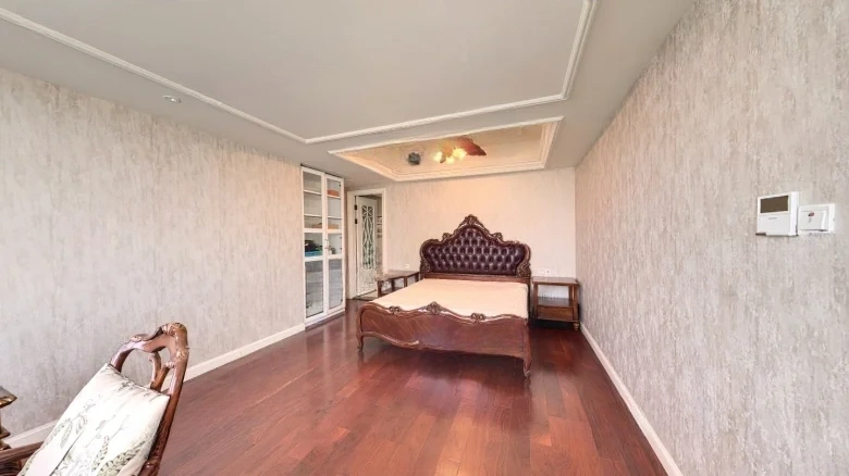 Oriental Gate - View 2