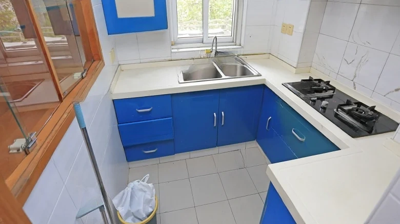 Yuan Yuan Bao Di - View 4