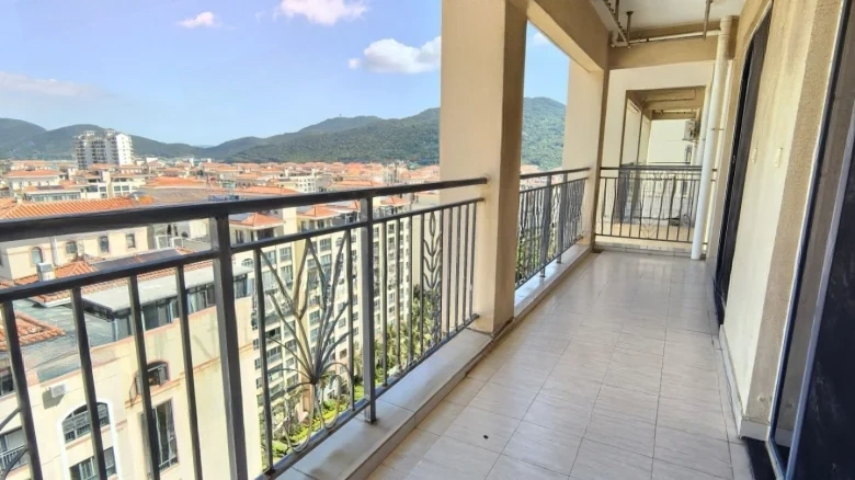 Peninsula Blue Bay - View 5