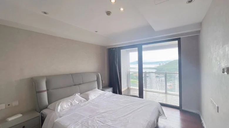 Half Mountain Peninsula Central Sea View Boulevard - View 4