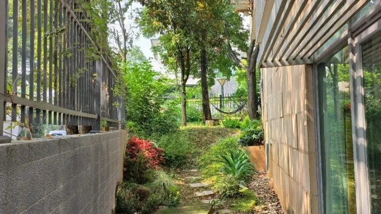 Kunming Dianchi Golf Club - View 22