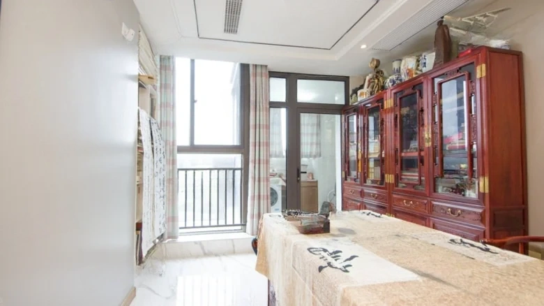 Country Garden Lakeview Mountain Hue - View 2