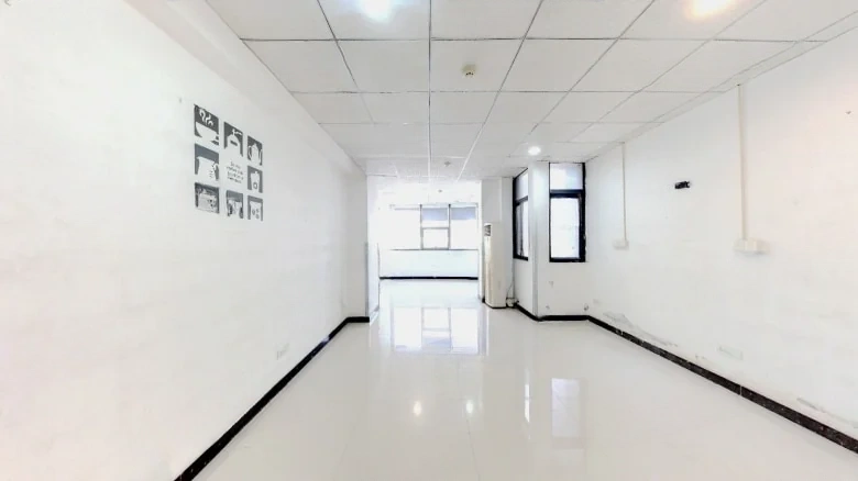 Century King Emperor - View 2