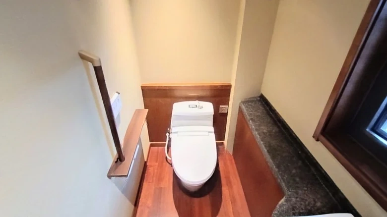 Tang Jingze - View 9