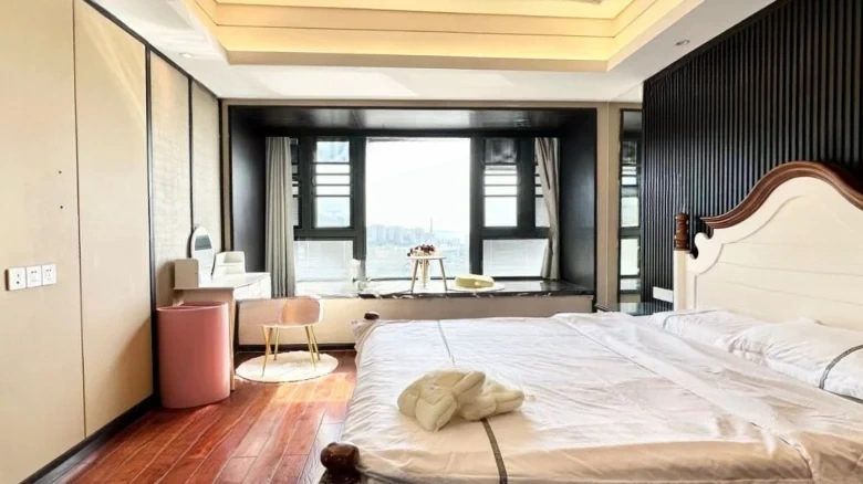 Hongzhou Tianxi - View 2